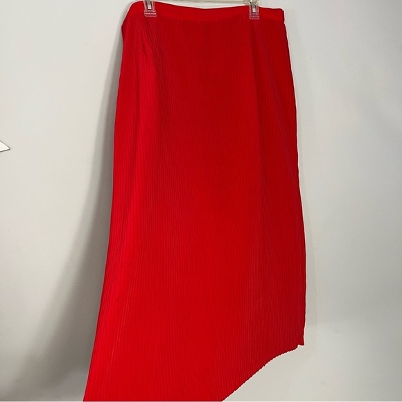 Vintage red three piece set maxi dress with floral lace embellished jacket - Picture 12 of 13